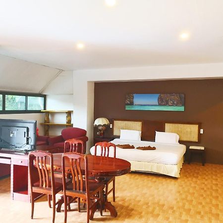 Patong 7Days Premium Hotel Phuket Eksteriør billede