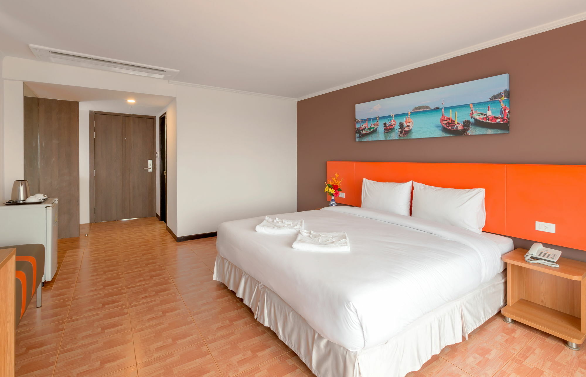 Patong 7Days Premium Hotel Phuket Eksteriør billede