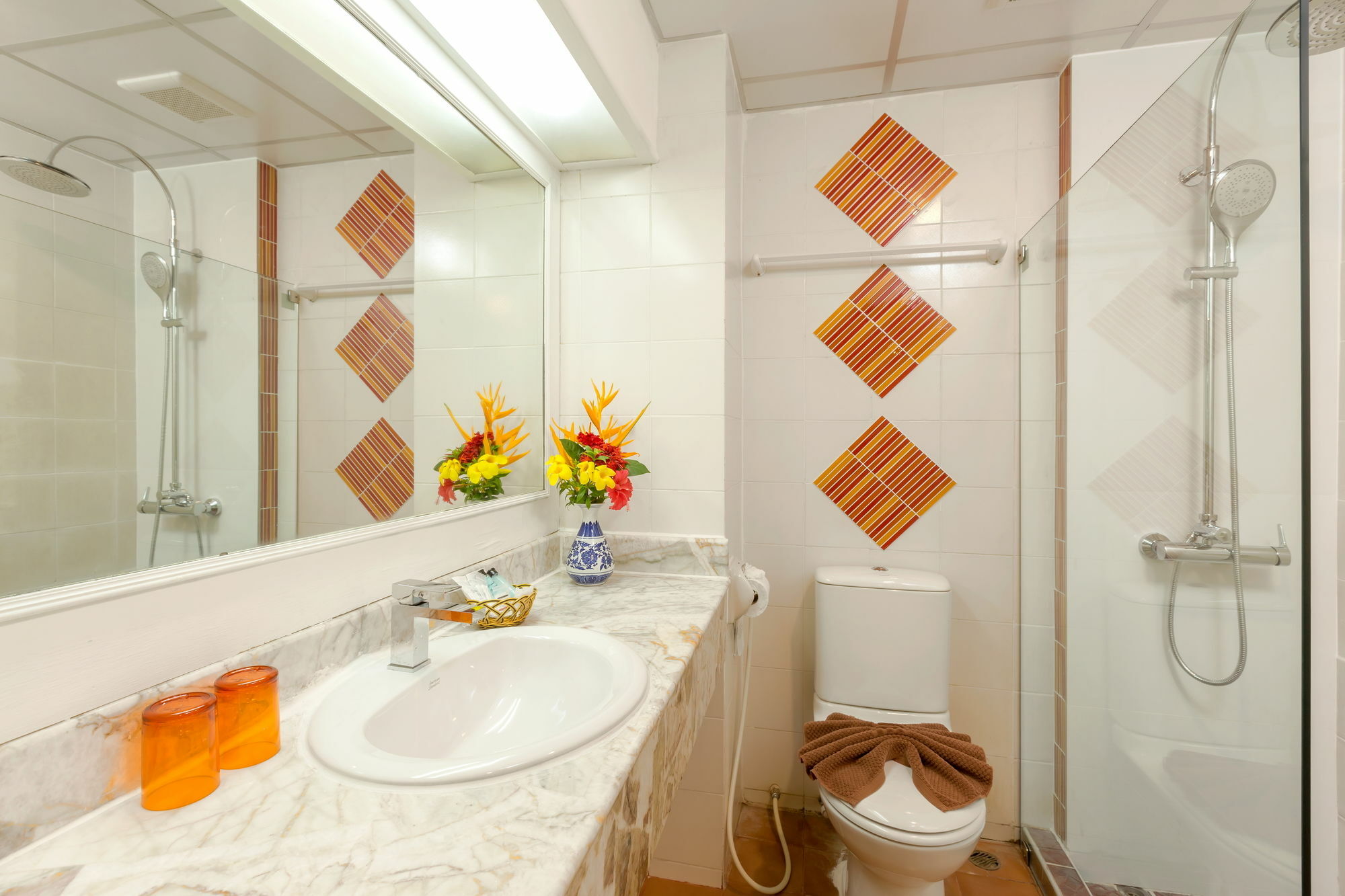 Patong 7Days Premium Hotel Phuket Eksteriør billede
