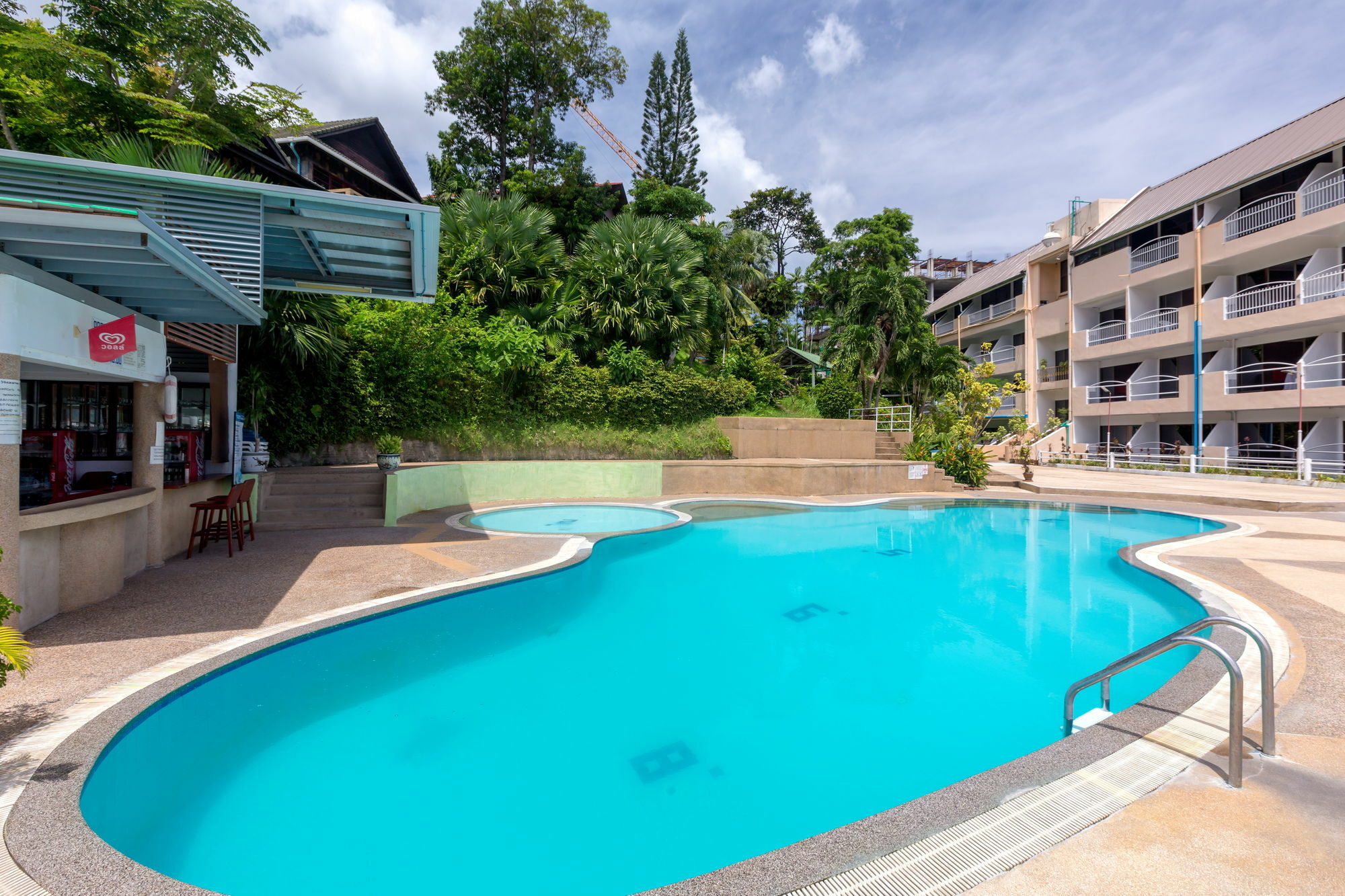 Patong 7Days Premium Hotel Phuket Eksteriør billede