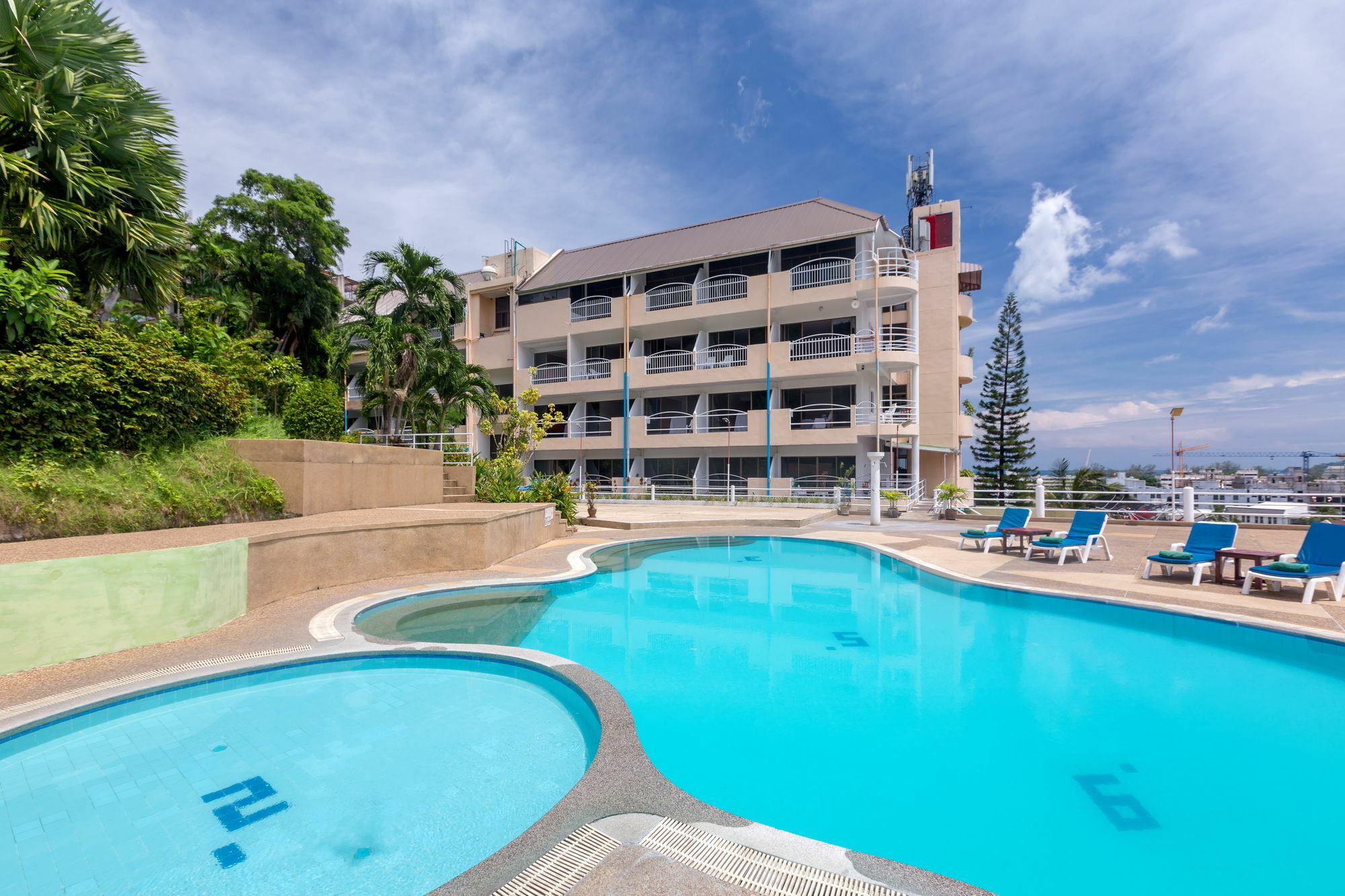 Patong 7Days Premium Hotel Phuket Eksteriør billede
